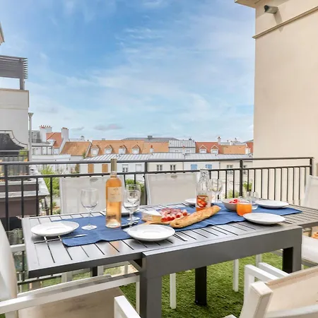 A 5-minute Break From Disney, Direct Access To Paris *
