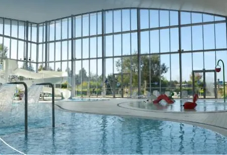 A 5-minute Break From Disney, Direct Access To Paris *